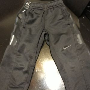 Nike joggers